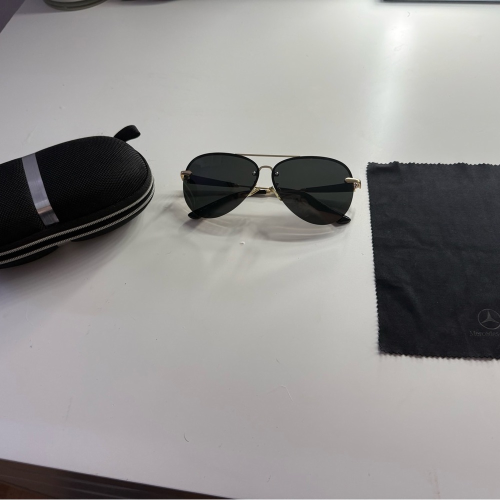 Black mercedes benz Sunglasses with Case